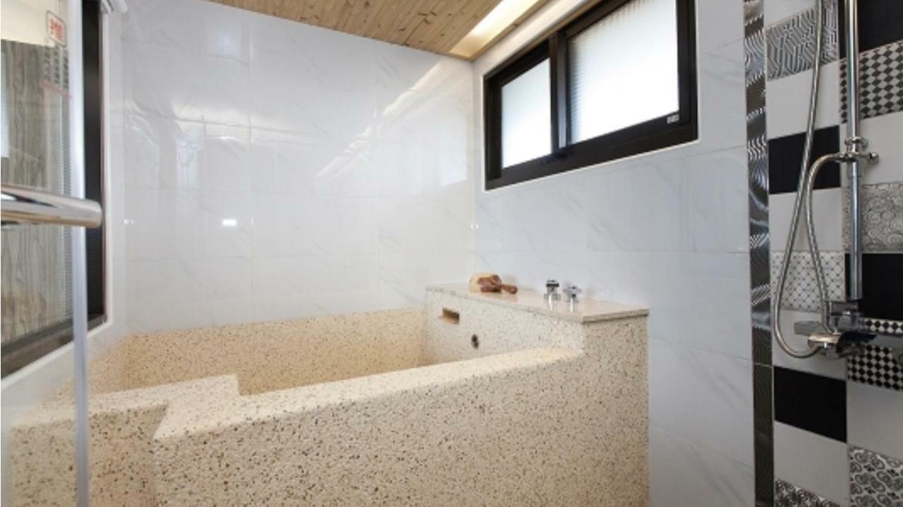 Jabez II Apartment Jiaoxi Bagian luar foto